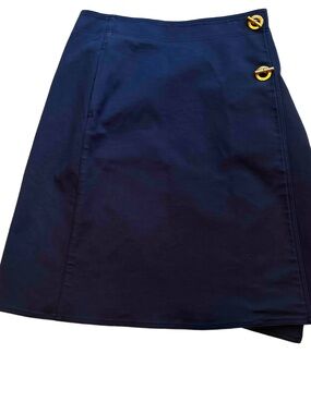 Quiet luxury Tory Burch RARE Skirt with Gold Toggle Accents
